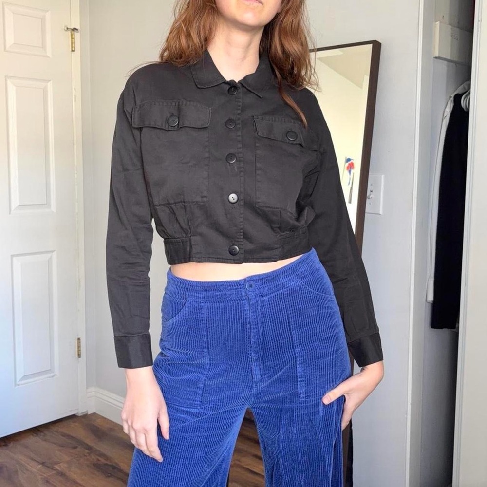 vintage 80’s black collar cropped utility shirt